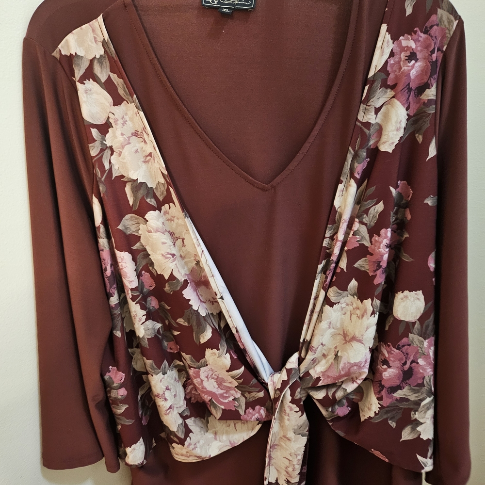 Floral V-Neck Women Top